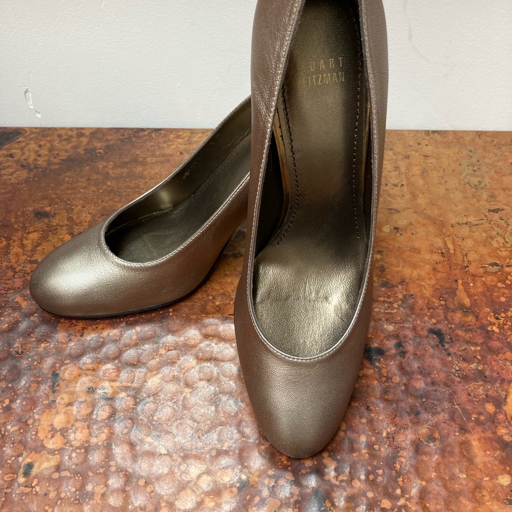 NIB STUART WEITZMAN SWOON,9,bronze/gold pumps